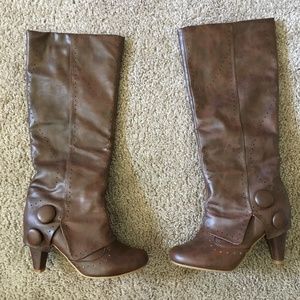 Cute Brown Mid Calf Heeled Boots